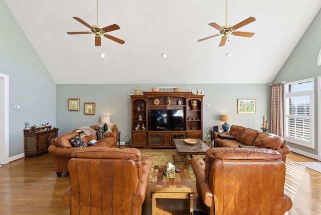 598 Harvest Lane, Harrodsburg, KY 40330