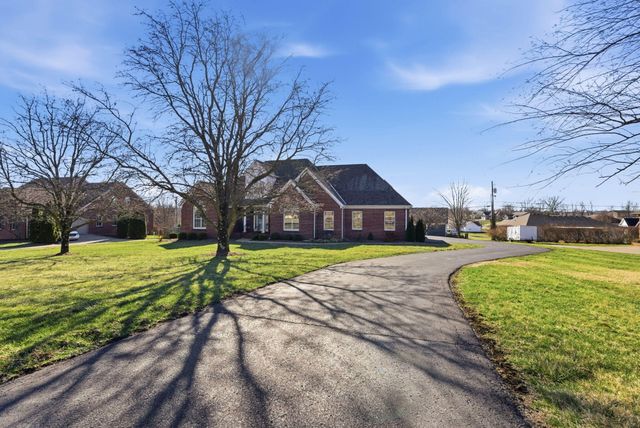 598 Harvest Lane, Harrodsburg, KY 40330
