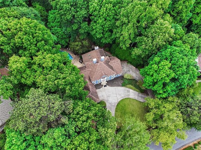 590 Valley Hall Drive, Atlanta, GA 30350