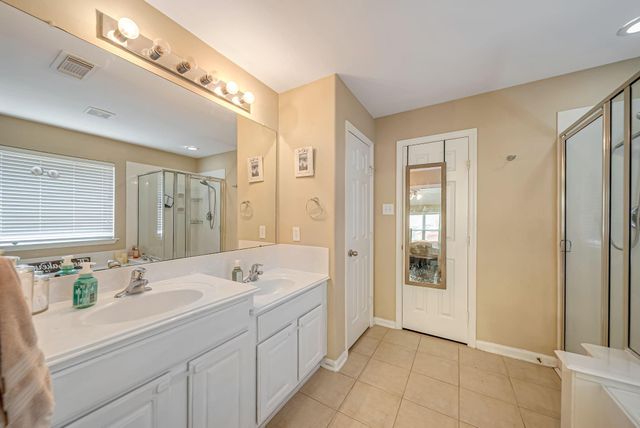 14043 Albany Springs Lane, Houston, TX 77044