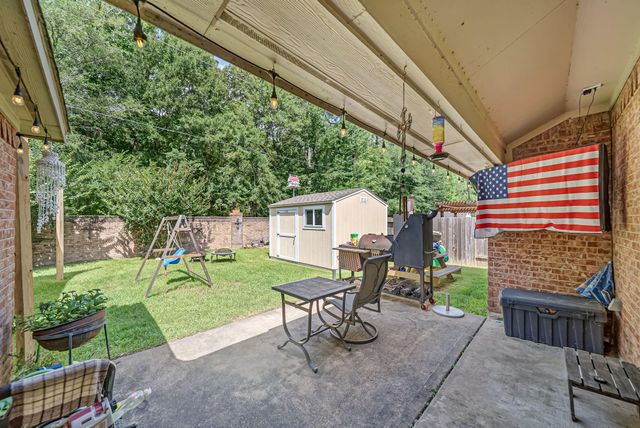 14043 Albany Springs Lane, Houston, TX 77044