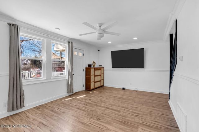 111 Barker Avenue, Shrewsbury Twp, NJ 07724