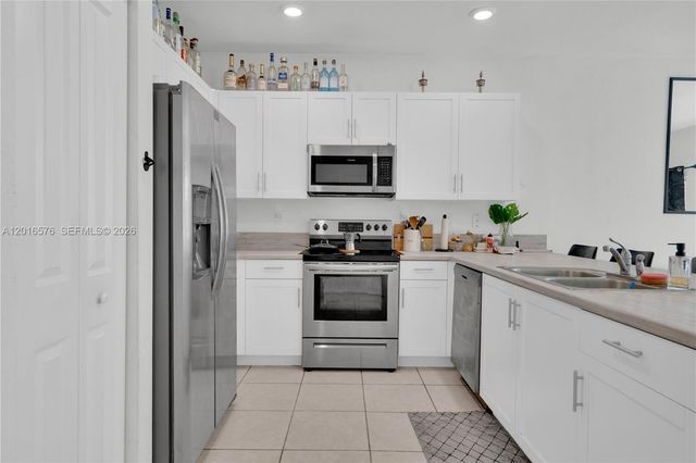 1469 SE 26th Ter, Homestead, FL 33035