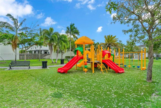 1469 SE 26th Ter, Homestead, FL 33035