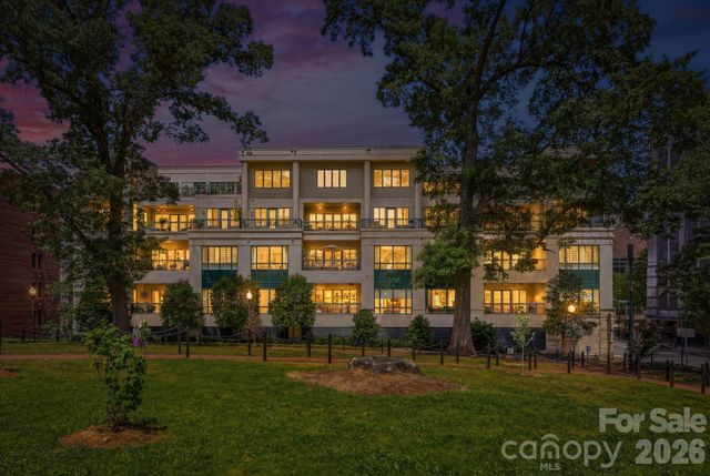 229 N Church Street 403, Charlotte, NC 28202