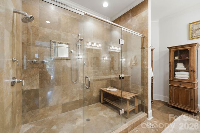 229 N Church Street 403, Charlotte, NC 28202