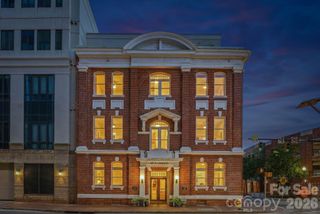 229 N Church Street 403, Charlotte, NC 28202