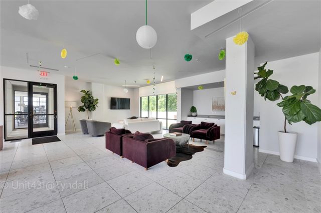 800 Embassy DR 431, Austin, TX 78702