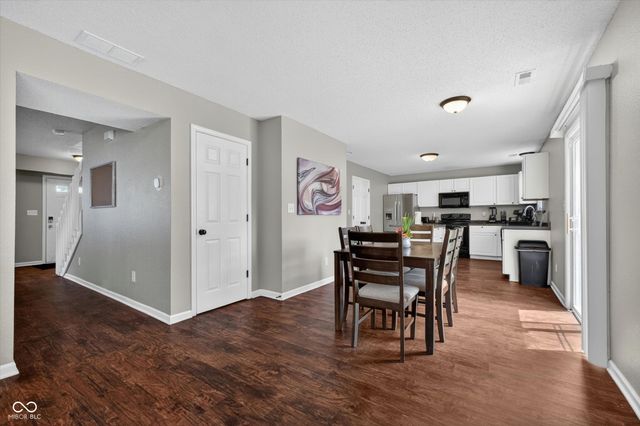 9941 Comb Run Court, Avon, IN 46123