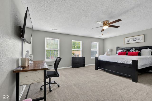 9941 Comb Run Court, Avon, IN 46123
