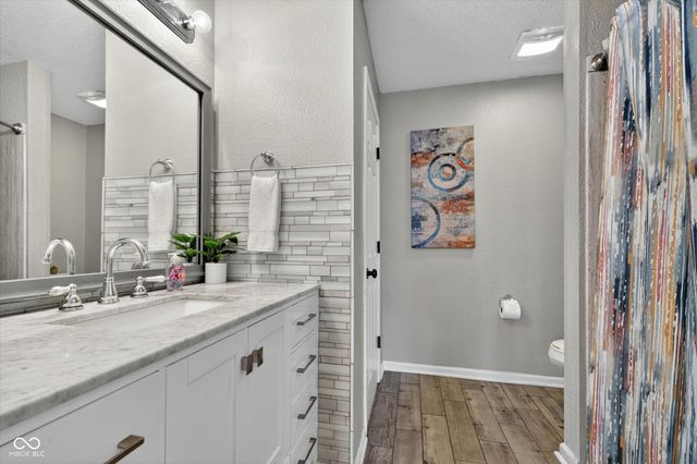 9941 Comb Run Court, Avon, IN 46123