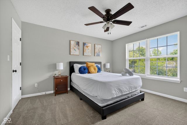 9941 Comb Run Court, Avon, IN 46123