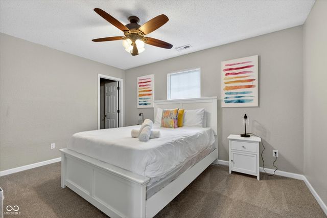 9941 Comb Run Court, Avon, IN 46123