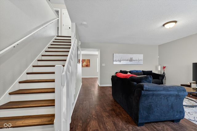 9941 Comb Run Court, Avon, IN 46123