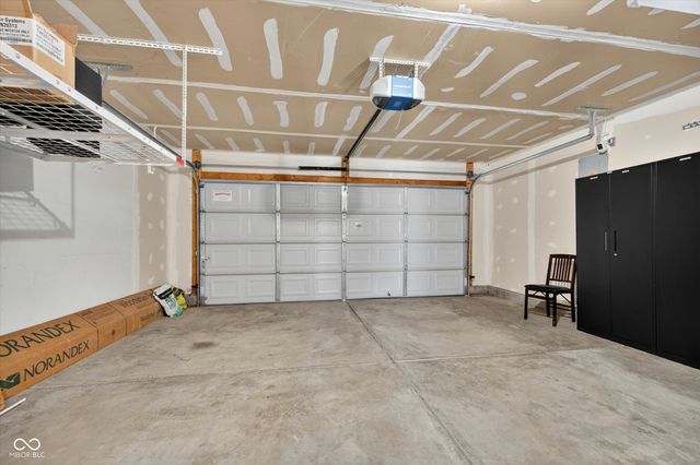 9941 Comb Run Court, Avon, IN 46123