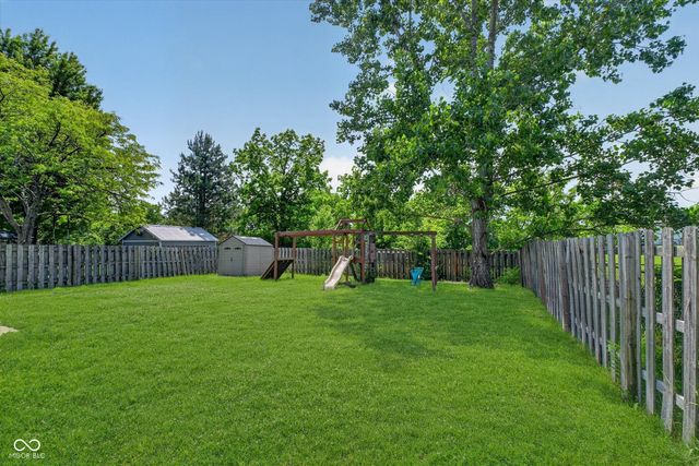 9941 Comb Run Court, Avon, IN 46123