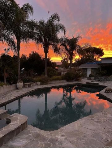 1001 Riverview Drive, Fallbrook, CA 92028