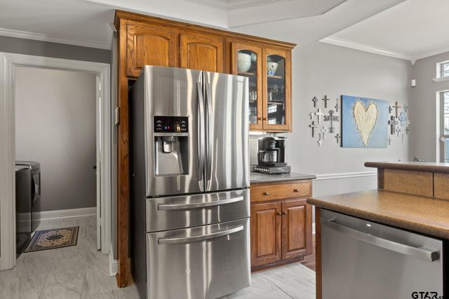 1203 Silver Oak Street, Mount Pleasant, TX 75455