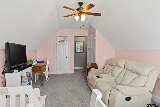 1203 Silver Oak Street, Mount Pleasant, TX 75455