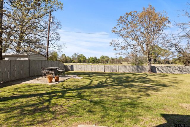 1203 Silver Oak Street, Mount Pleasant, TX 75455