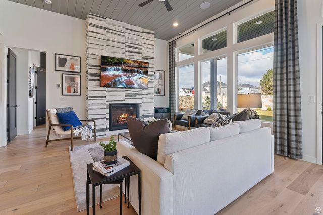 1128 W FREMONT ST, Saratoga Springs, UT 84045