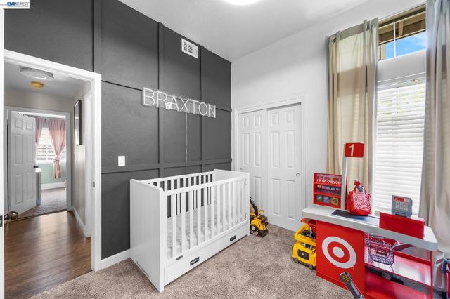 502 Chablis Way, Manteca, CA 95337