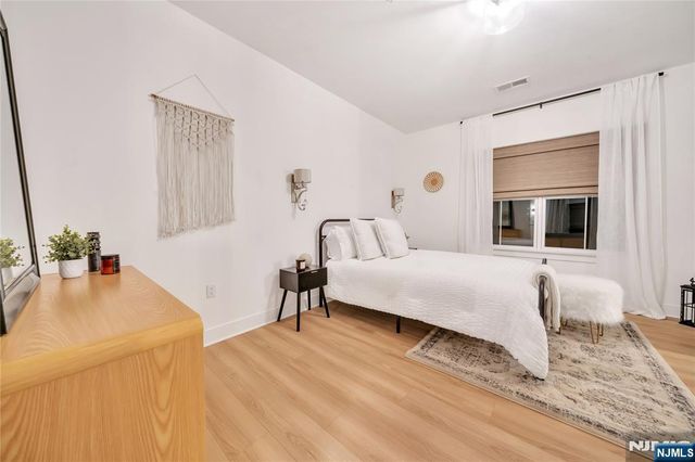 301 Encampment Court, Montville Township, NJ 07082