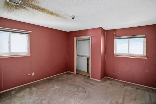 2108 Barton Drive, Arlington, TX 76010