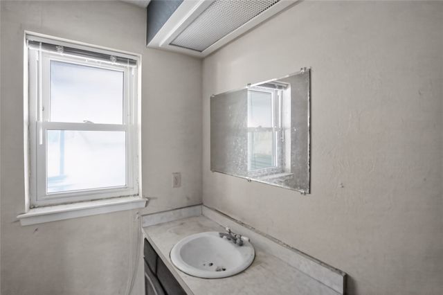 2108 Barton Drive, Arlington, TX 76010
