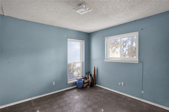 2108 Barton Drive, Arlington, TX 76010