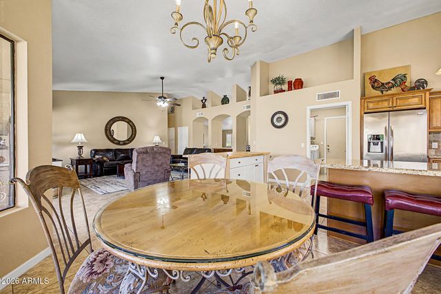 9510 W MENADOTA Drive, Peoria, AZ 85382