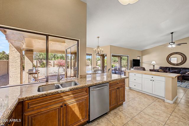 9510 W MENADOTA Drive, Peoria, AZ 85382