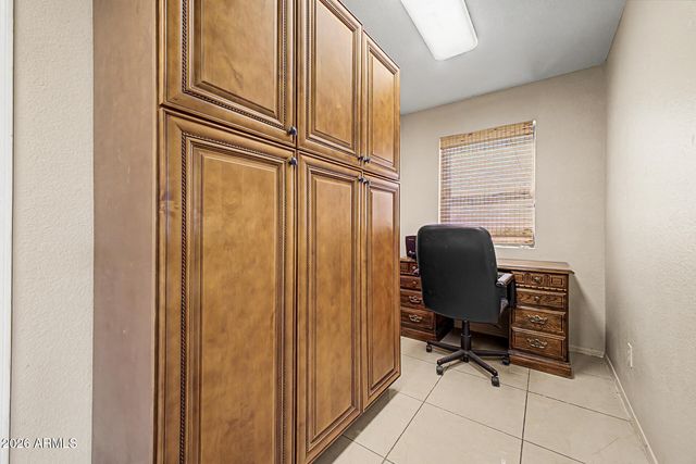 9510 W MENADOTA Drive, Peoria, AZ 85382