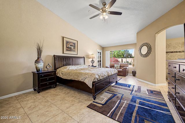 9510 W MENADOTA Drive, Peoria, AZ 85382