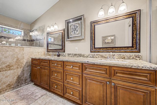 9510 W MENADOTA Drive, Peoria, AZ 85382