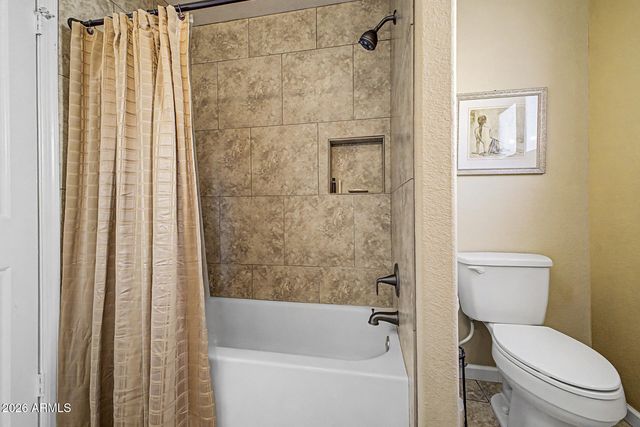 9510 W MENADOTA Drive, Peoria, AZ 85382