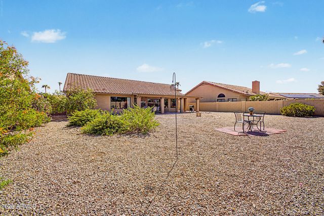 9510 W MENADOTA Drive, Peoria, AZ 85382