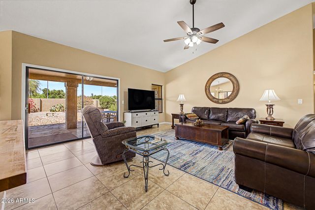 9510 W MENADOTA Drive, Peoria, AZ 85382