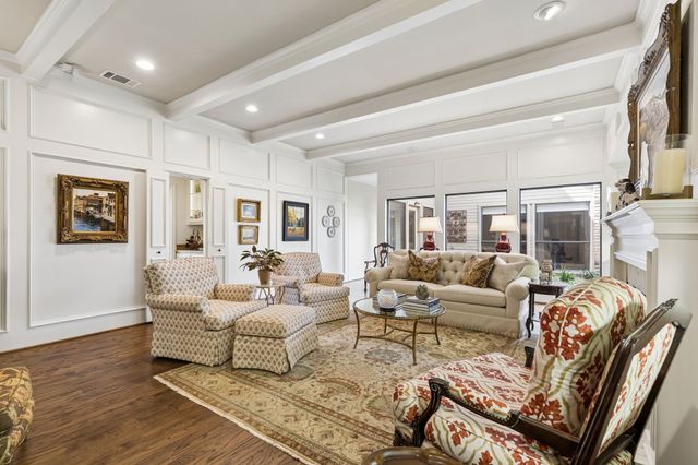 16843 Village Lane, Dallas, TX 75248