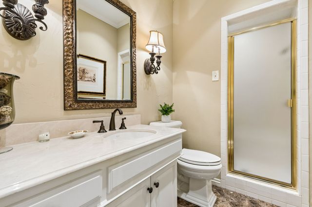 16843 Village Lane, Dallas, TX 75248