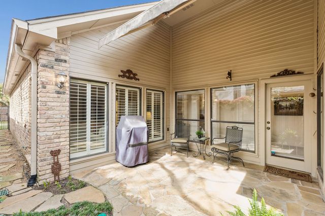 16843 Village Lane, Dallas, TX 75248