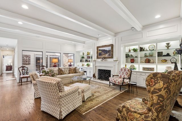 16843 Village Lane, Dallas, TX 75248