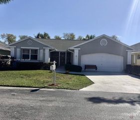 2562 SE 7th Ct, Homestead, FL 33033