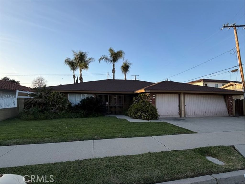 10033 Brookshire, Downey, CA 90240