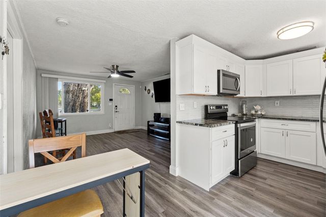 8996 SOUTHERN COMFORT DRIVE, Largo, FL 33773
