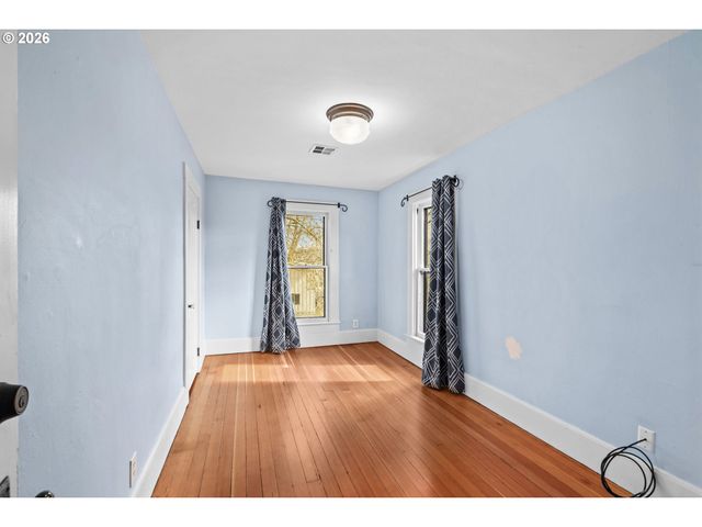 320 HIGH St, Eugene, OR 97401