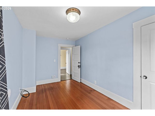 320 HIGH St, Eugene, OR 97401