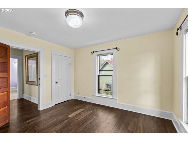 320 HIGH St, Eugene, OR 97401