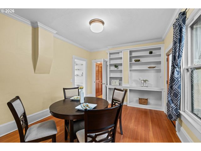 320 HIGH St, Eugene, OR 97401