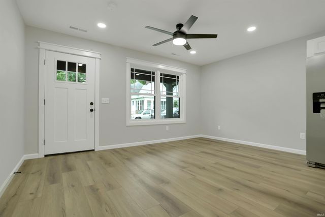 520 Madison Avenue, Evansville, IN 47713